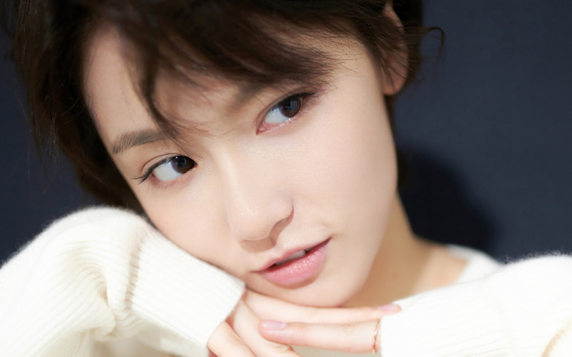 开云·Kaiyun网页版-最佳瞬间合集：球迷眼中的本月超级精彩，最佳击球点漫画哪几开车